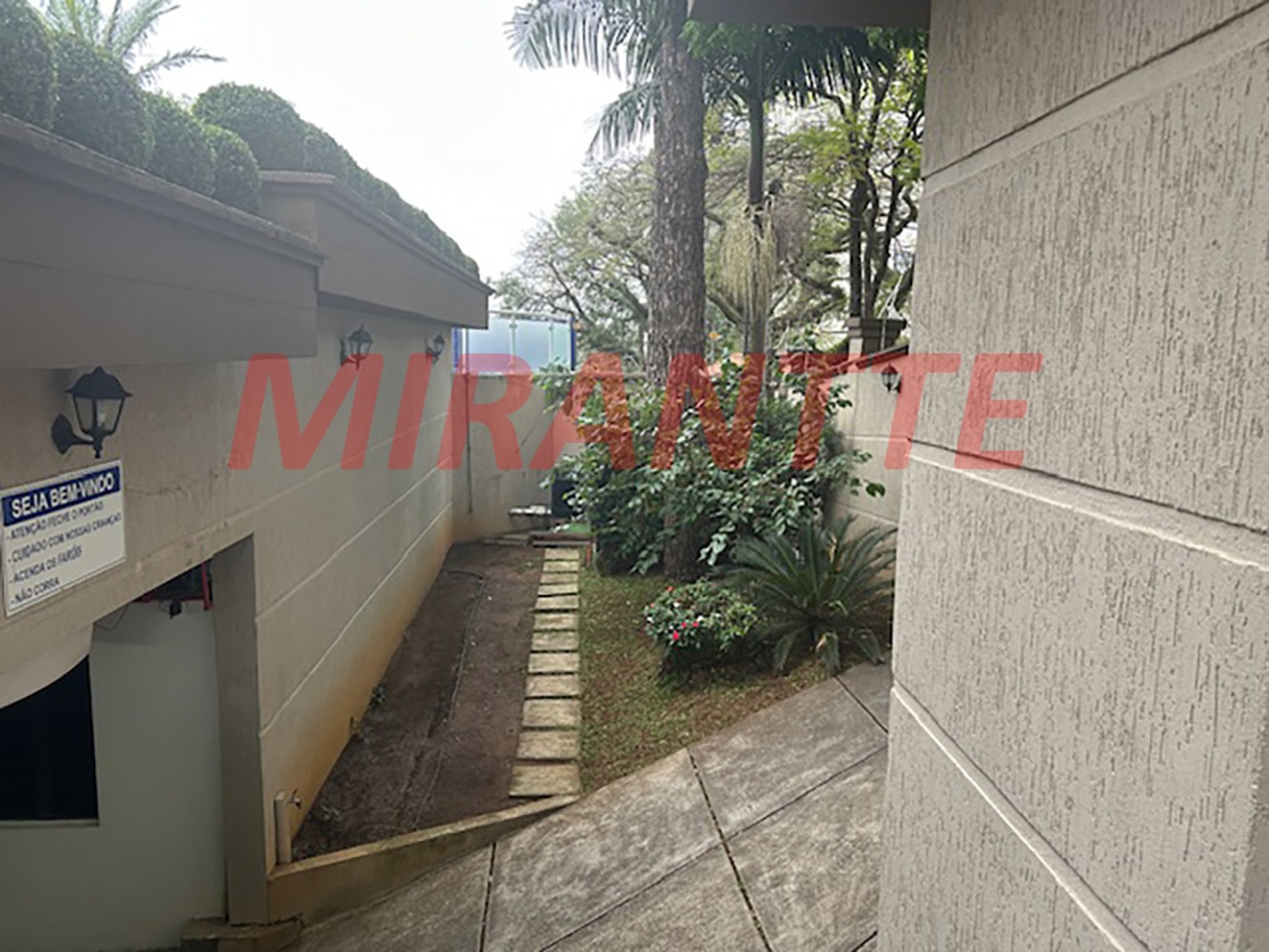 Cond. fechado de 169m² com 3 quartos em Vila Santos