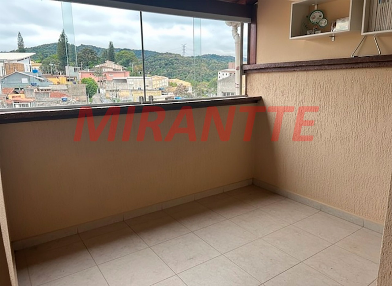 Cond. fechado de 169m² com 3 quartos em Vila Santos