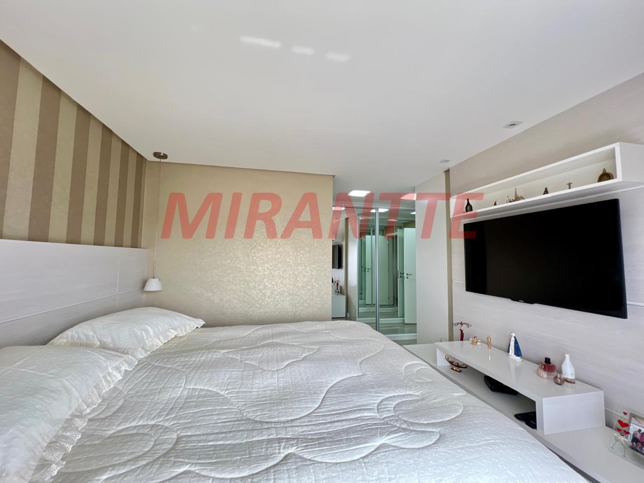 Apartamento de 163m² com 3 quartos em Santana