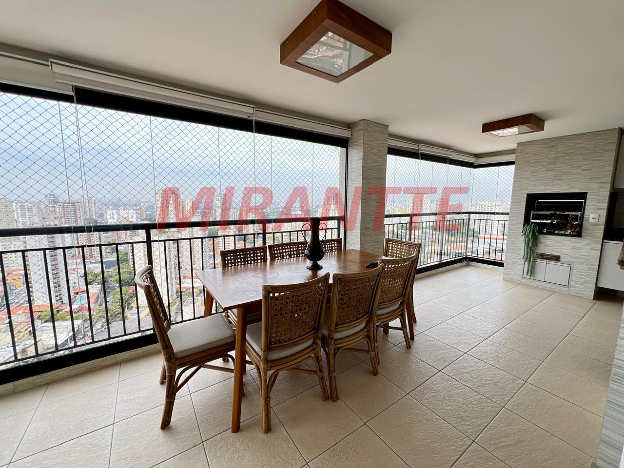Apartamento de 163m² com 3 quartos em Santana