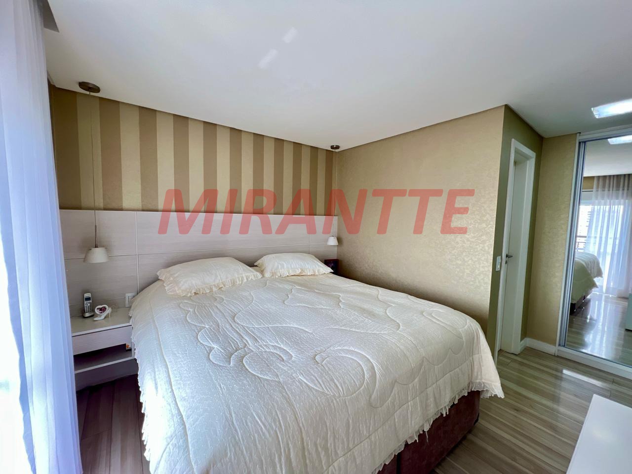 Apartamento de 163m² com 3 quartos em Santana