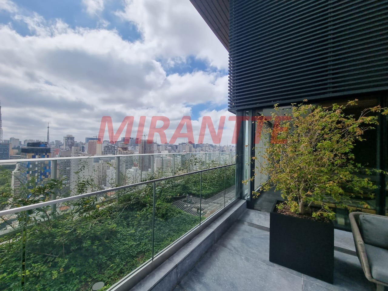 Apartamento de 91.82m² com 2 quartos em Jardim America