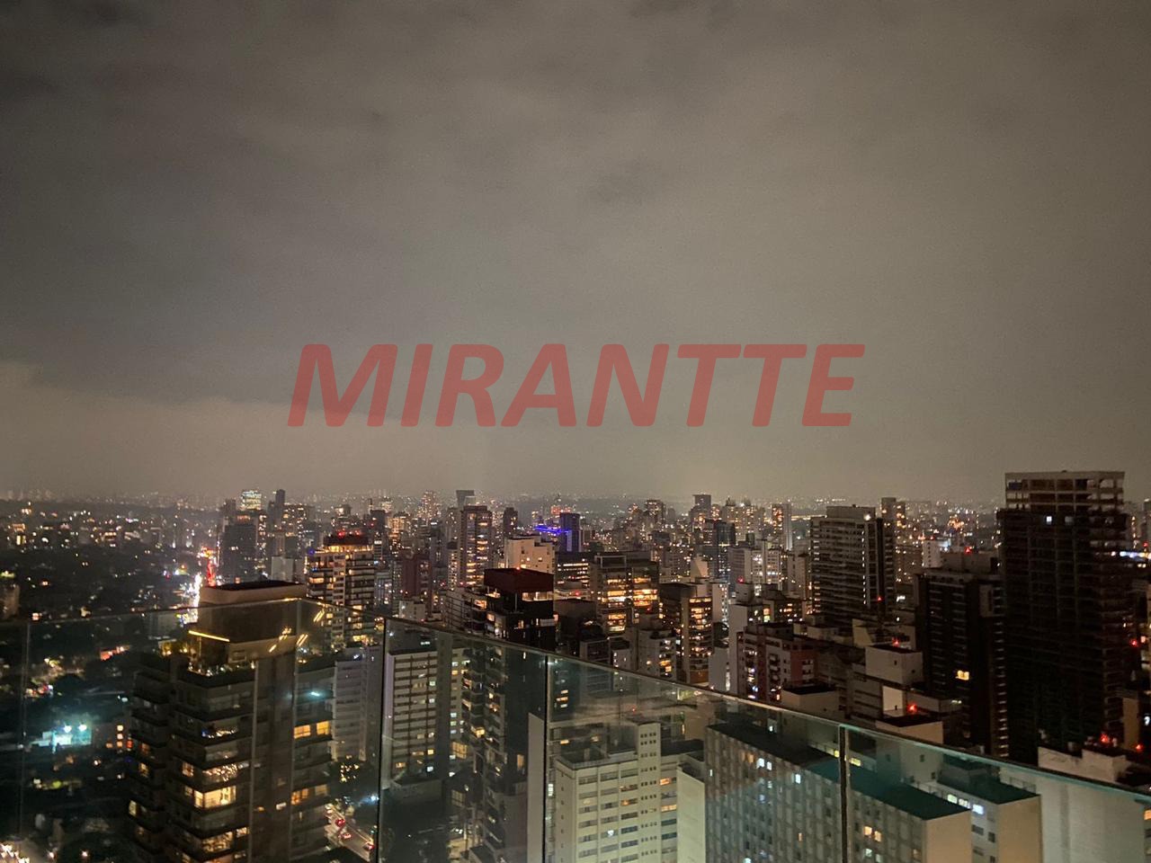 Apartamento de 91.82m² com 2 quartos em Jardim America