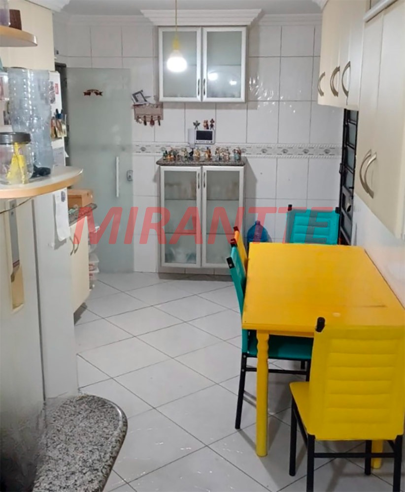 Sobrado de 135m² com 3 quartos em Parque Vitória