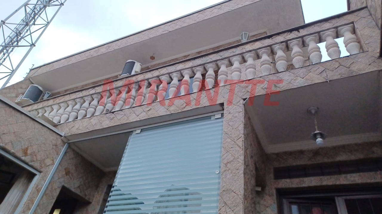 Sobrado de 135m² com 3 quartos em Parque Vitória