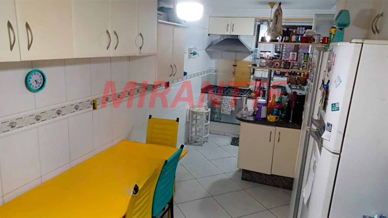 Sobrado de 135m² com 3 quartos em Parque Vitória