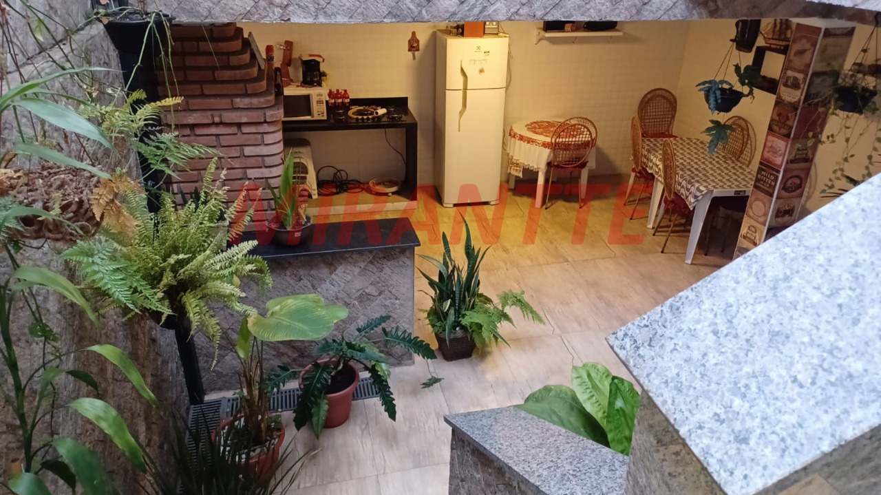 Sobrado de 135m² com 3 quartos em Parque Vitória