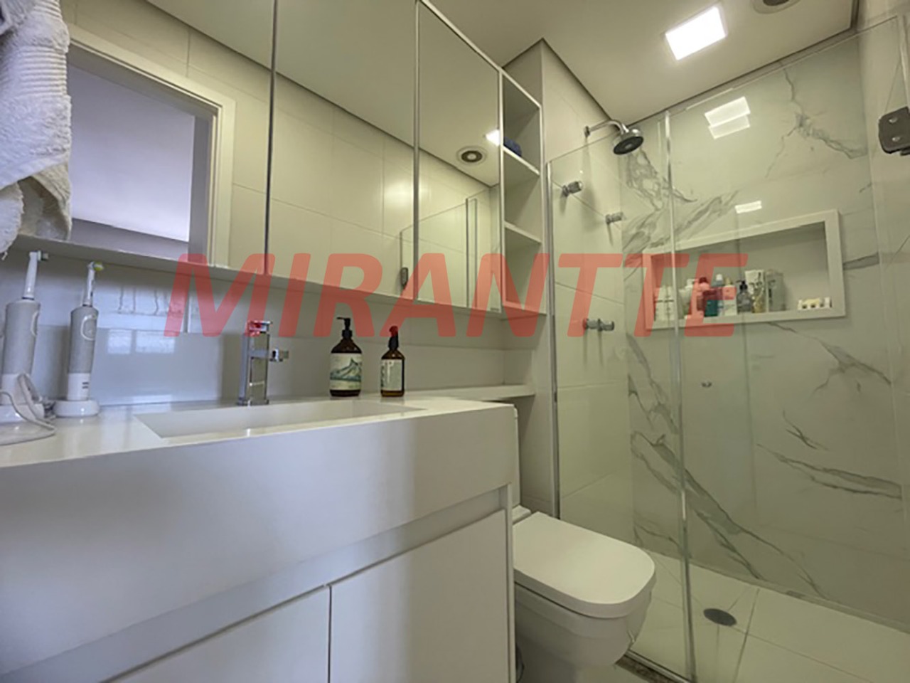 Apartamento de 83m² com 2 quartos em Barra Funda