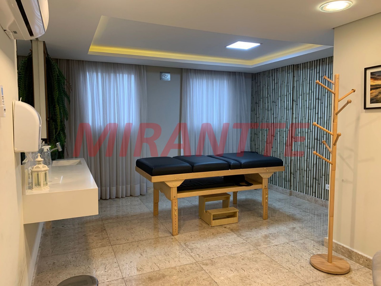 Apartamento de 200m² com 4 quartos em Santana