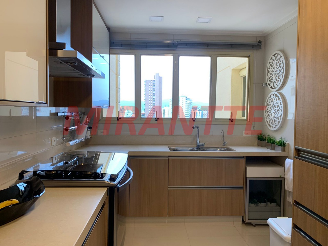 Apartamento de 200m² com 4 quartos em Santana