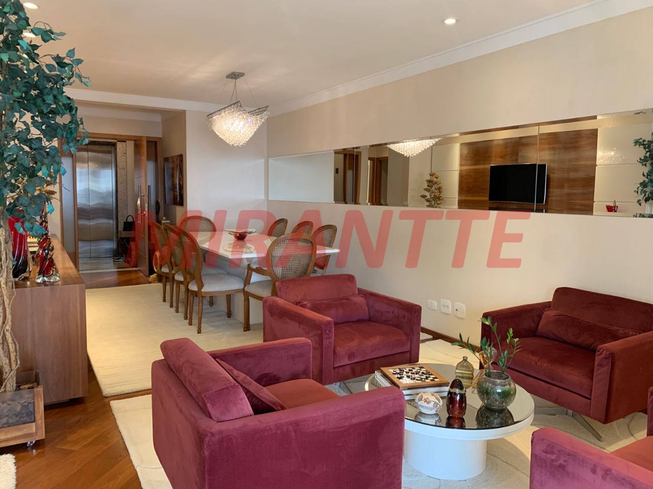 Apartamento de 200m² com 4 quartos em Santana