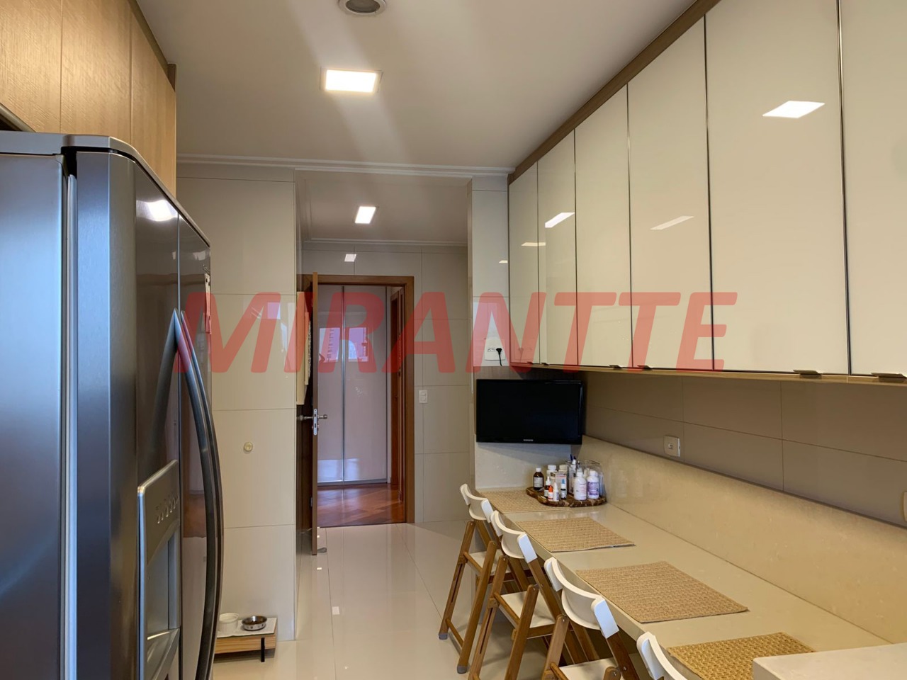 Apartamento de 200m² com 4 quartos em Santana