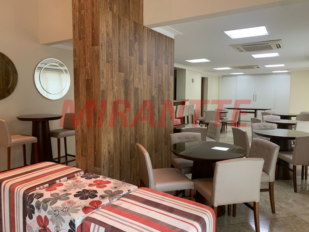 Apartamento de 200m² com 4 quartos em Santana