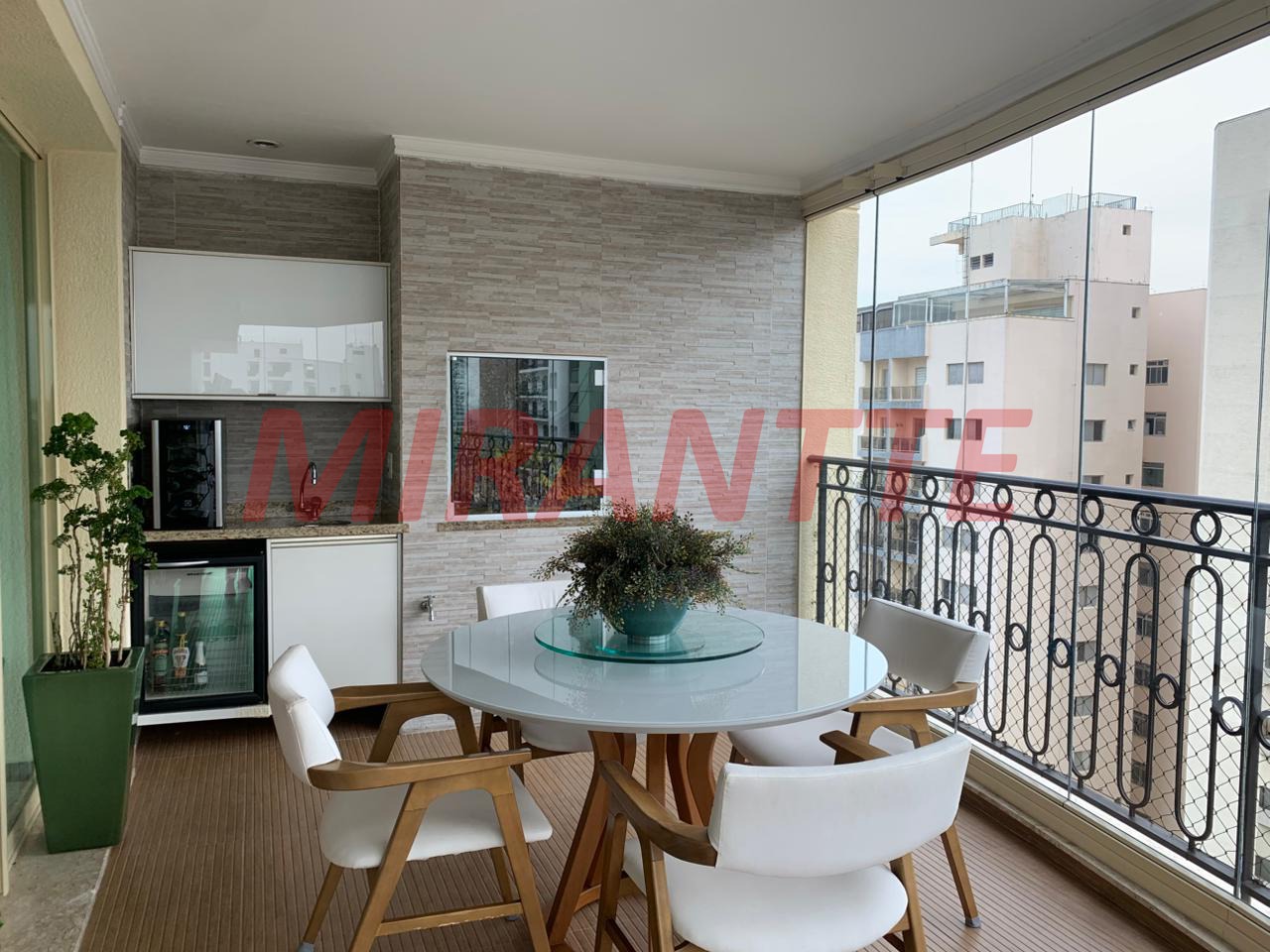 Apartamento de 200m² com 4 quartos em Santana