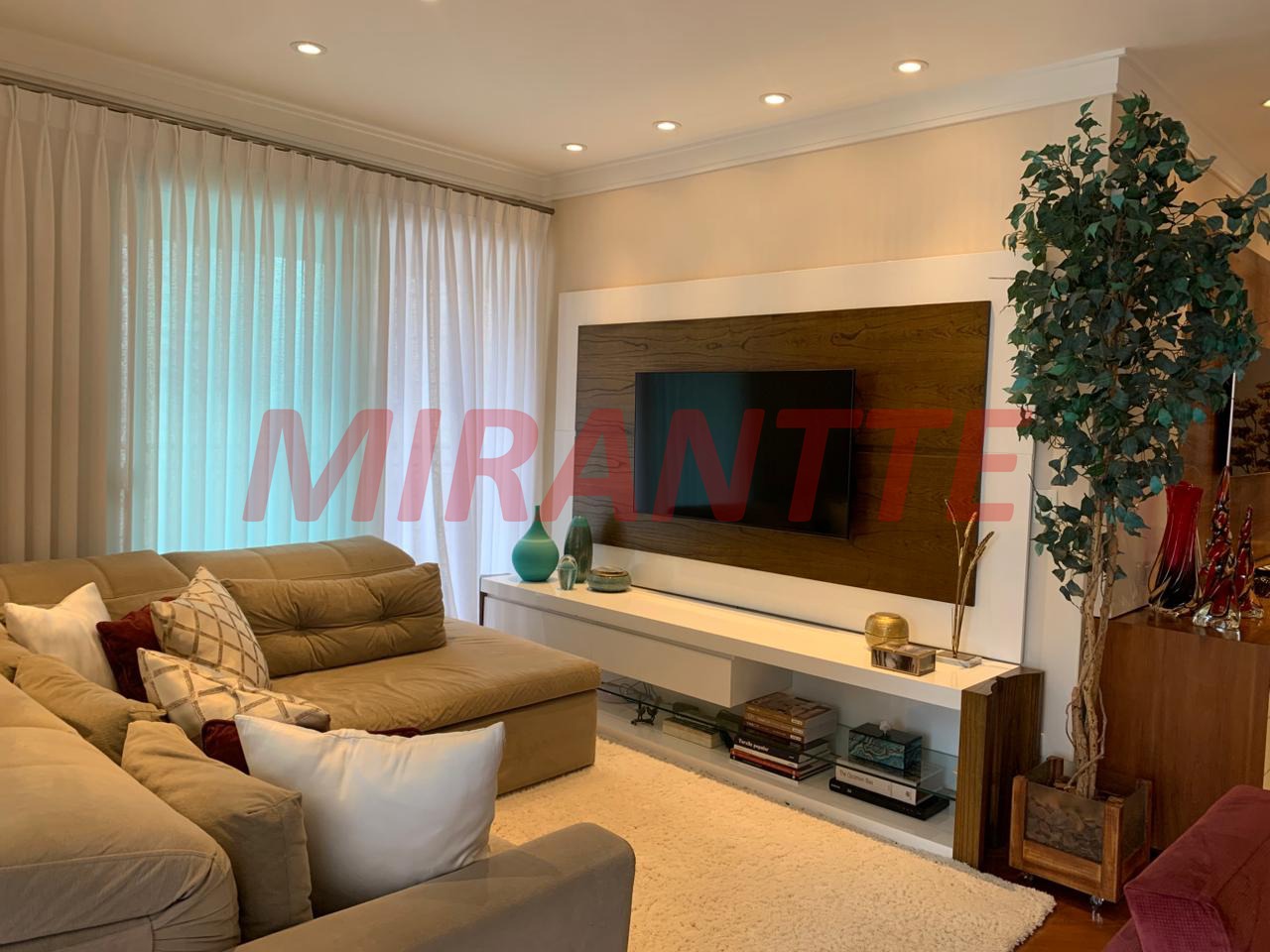 Apartamento de 200m² com 4 quartos em Santana