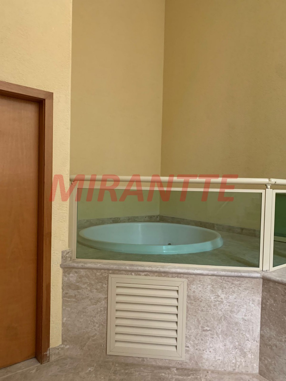 Apartamento de 200m² com 4 quartos em Santana