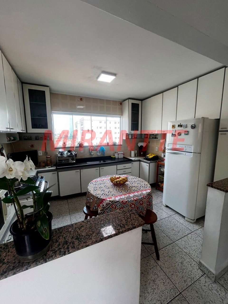 Sobrado de 110m² com 3 quartos em Vila Nova Mazzei