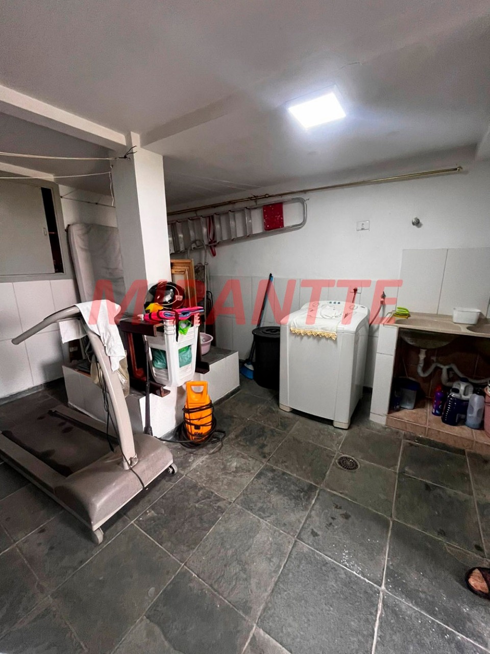 Sobrado de 110m² com 3 quartos em Vila Nova Mazzei