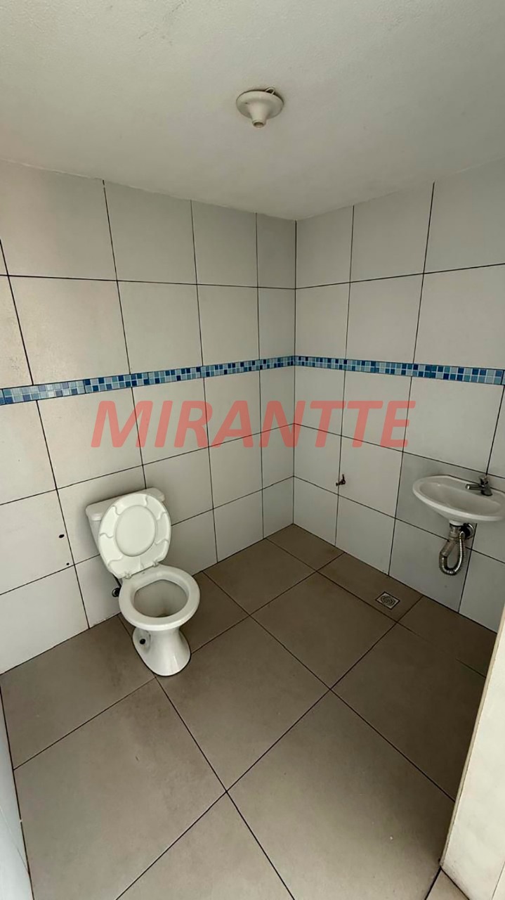 Comercial de 220m² em Vila Constança