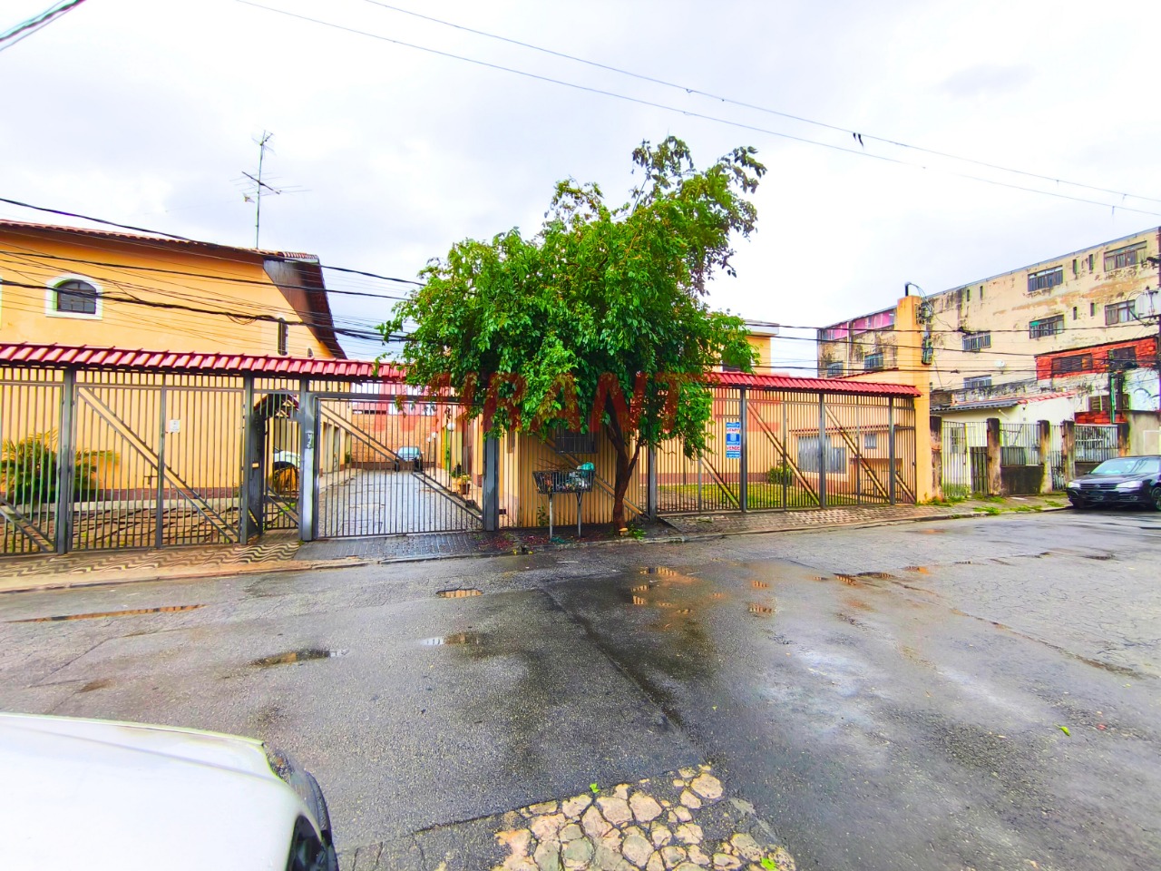 Cond. fechado de 100m² com 3 quartos em Jardim Brasil (Zona Norte)