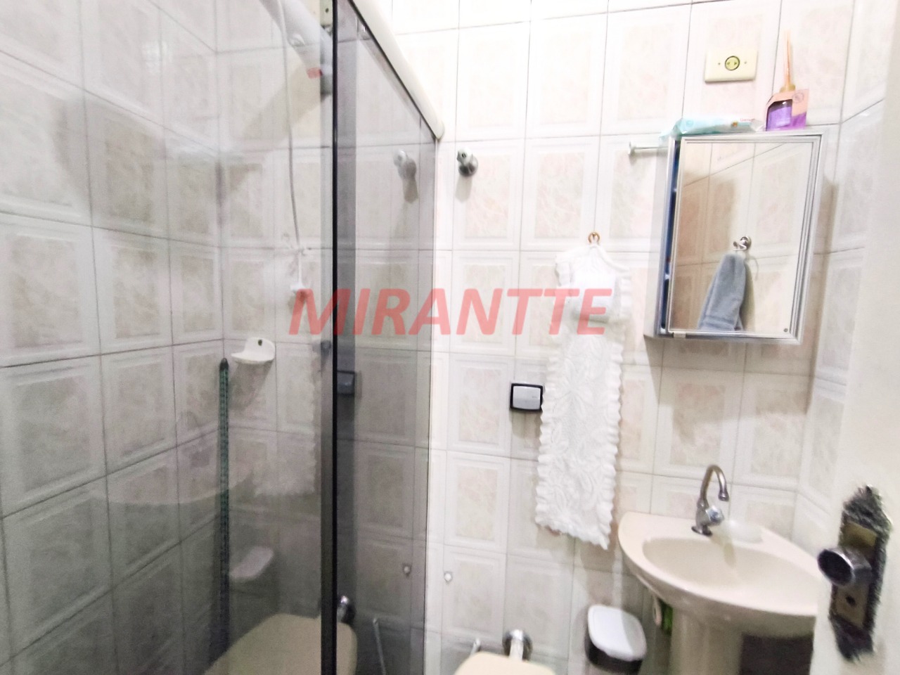 Cond. fechado de 100m² com 3 quartos em Jardim Brasil (Zona Norte)
