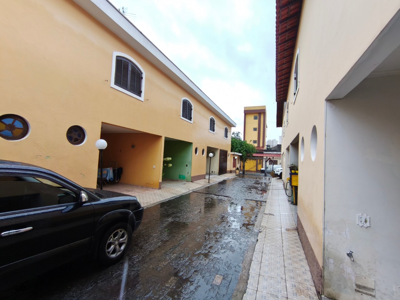 Cond. fechado de 100m² com 3 quartos em Jardim Brasil (Zona Norte)