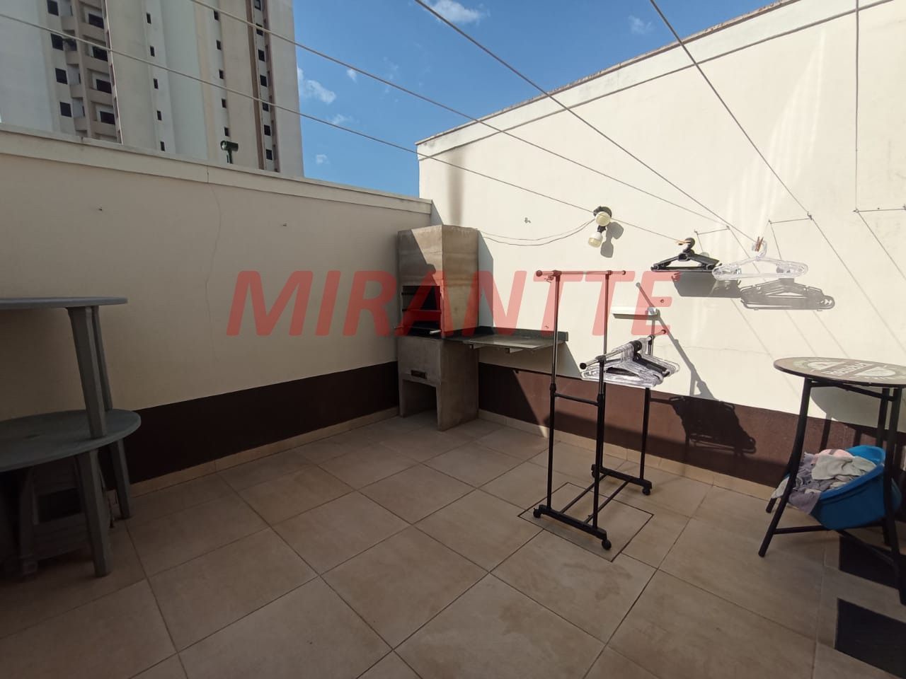 Sobrado de 143m² com 3 quartos em Água Fria