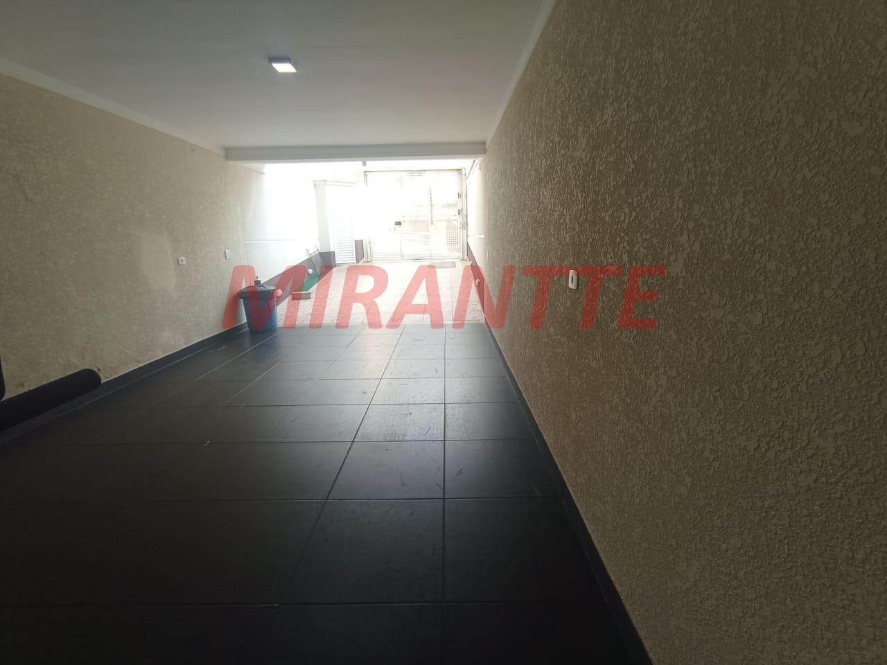 Sobrado de 143m² com 3 quartos em Água Fria