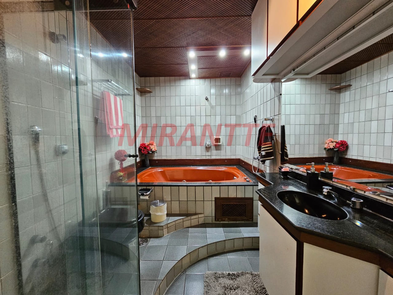 Sobrado de 298m² com 3 quartos em Vila Maria Alta
