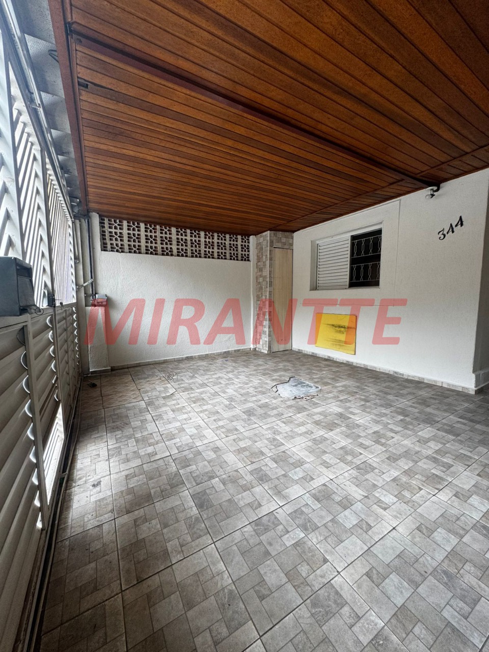 Casa terrea de 163m² com 2 quartos em residencial