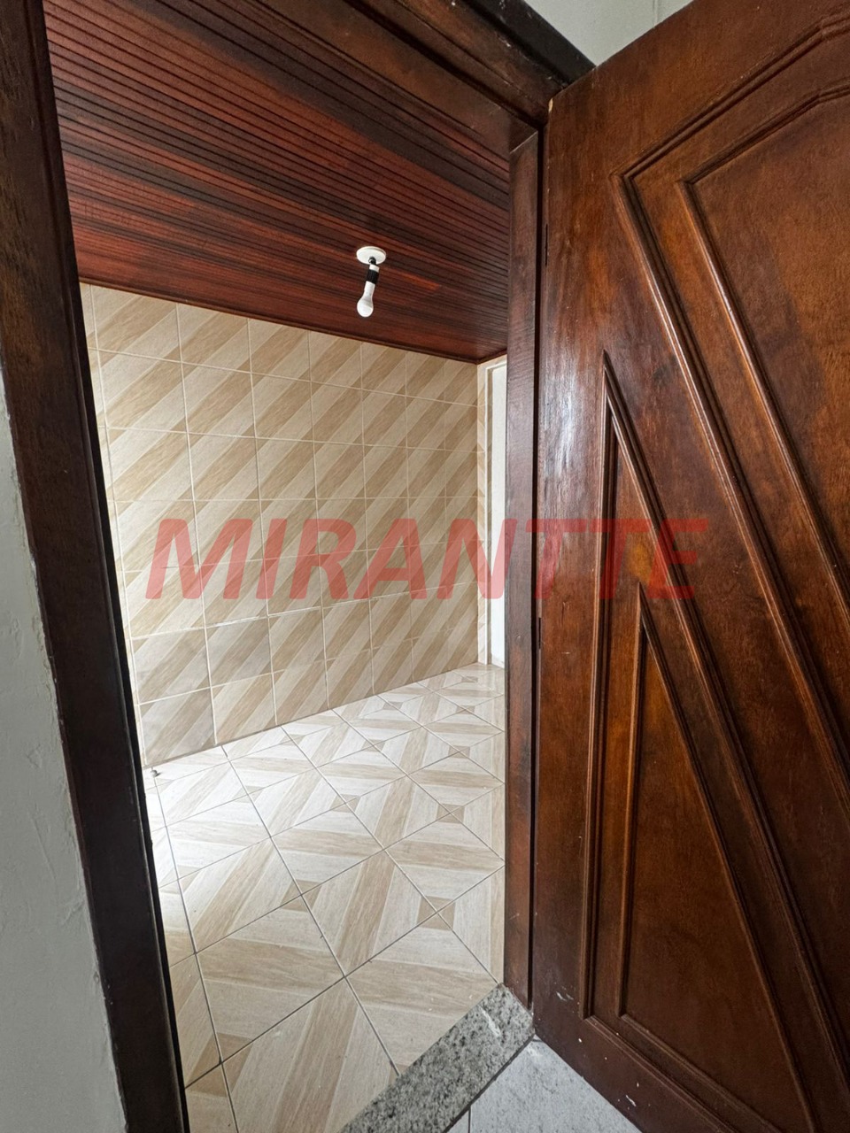 Casa terrea de 163m² com 2 quartos em residencial