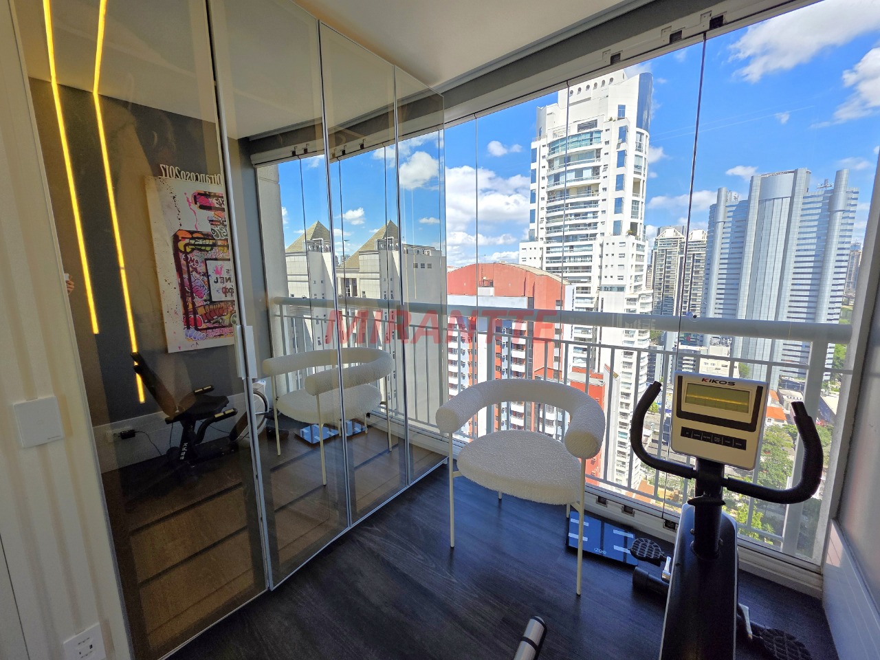 Cobertura de 305m² com 4 quartos em Brooklin Paulista