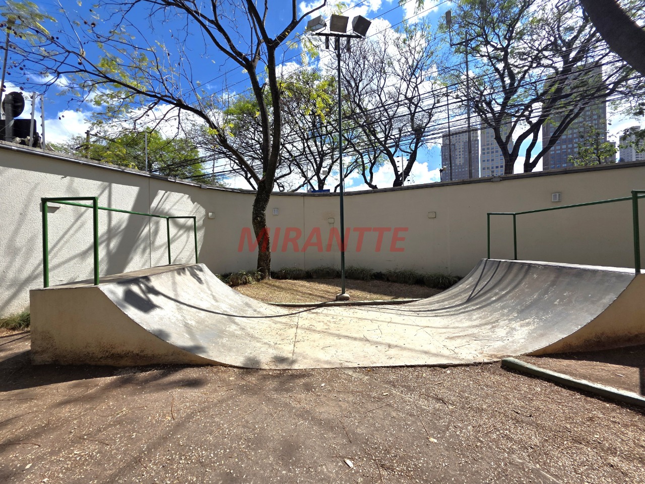 Cobertura de 305m² com 4 quartos em Brooklin Paulista
