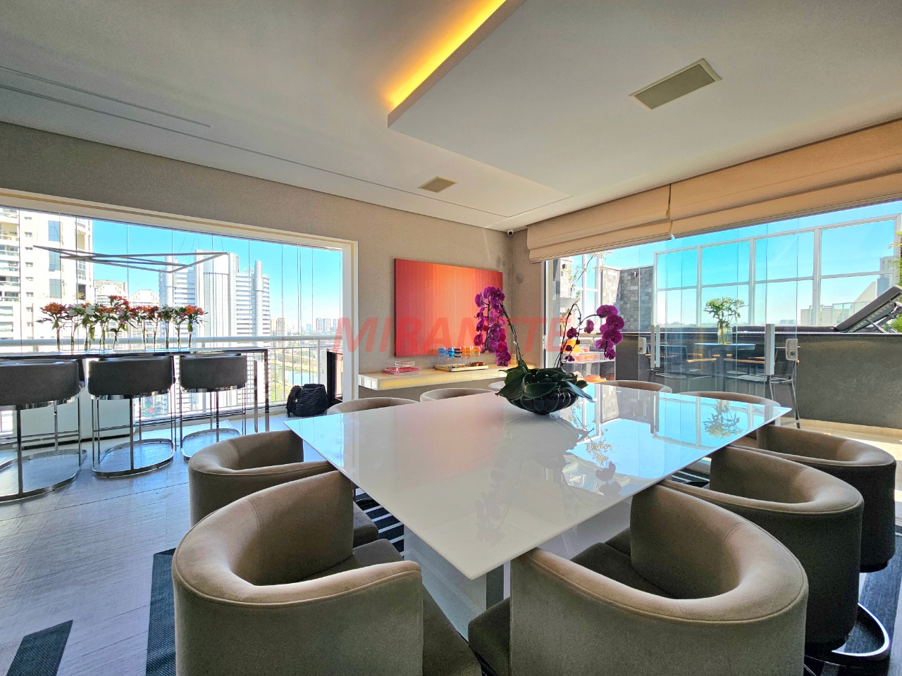 Cobertura de 305m² com 4 quartos em Brooklin Paulista