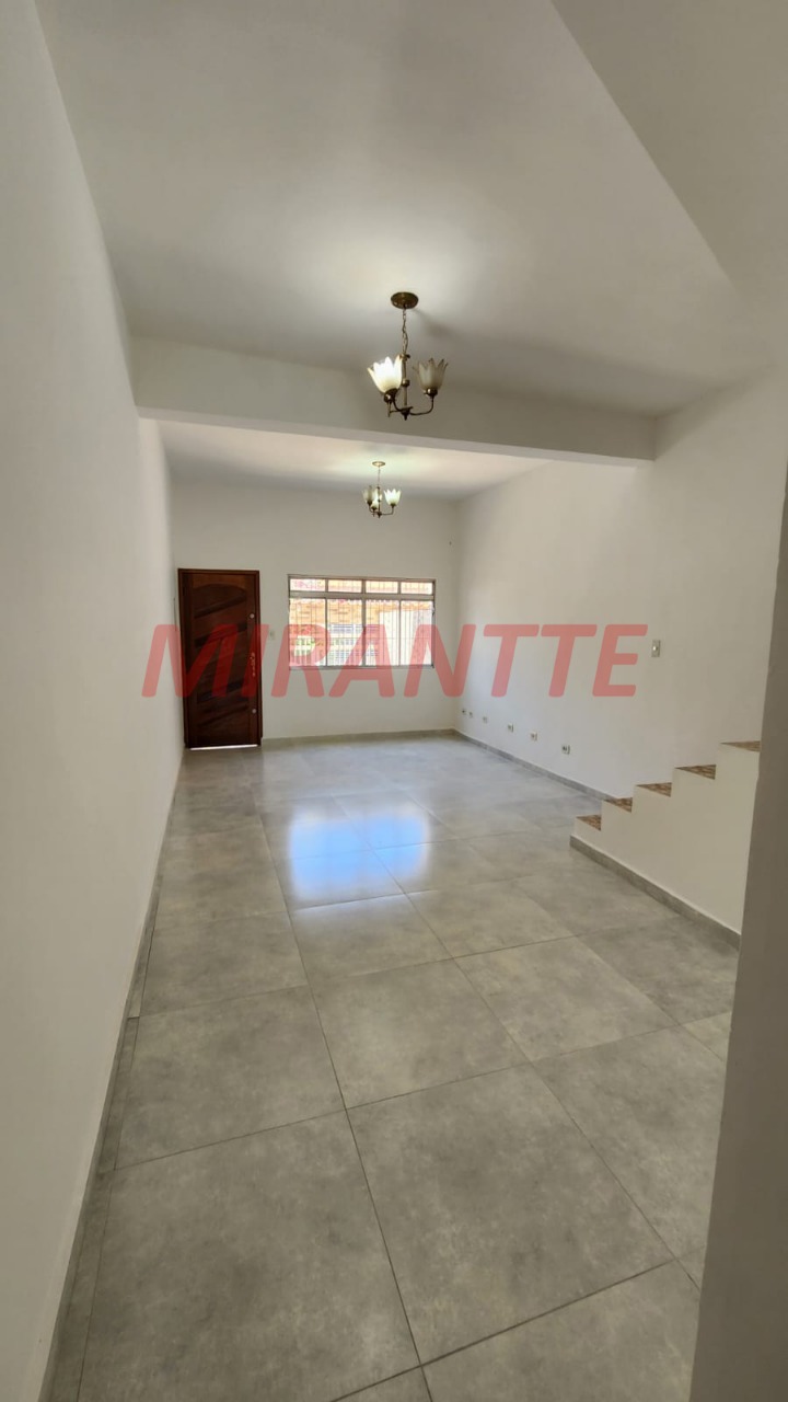 Sobrado de 215m² com 6 quartos em Vila Medeiros