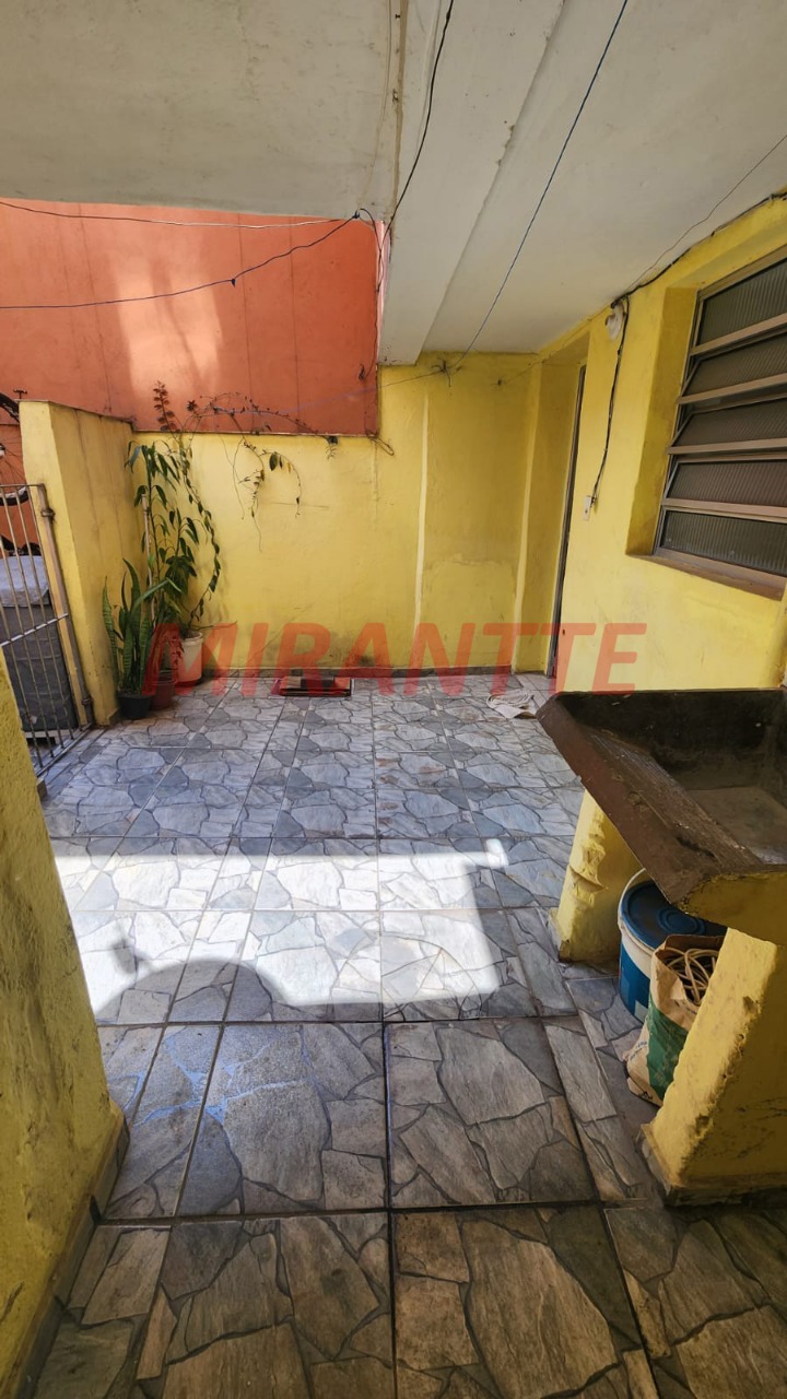 Sobrado de 215m² com 6 quartos em Vila Medeiros