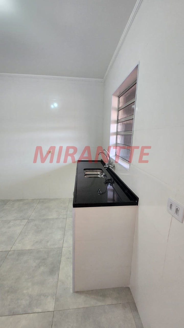 Sobrado de 215m² com 6 quartos em Vila Medeiros