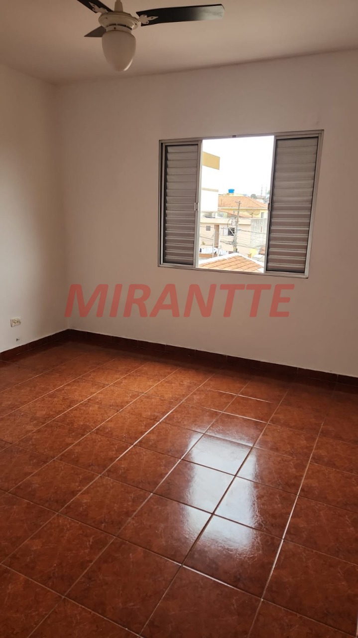 Sobrado de 215m² com 6 quartos em Vila Medeiros