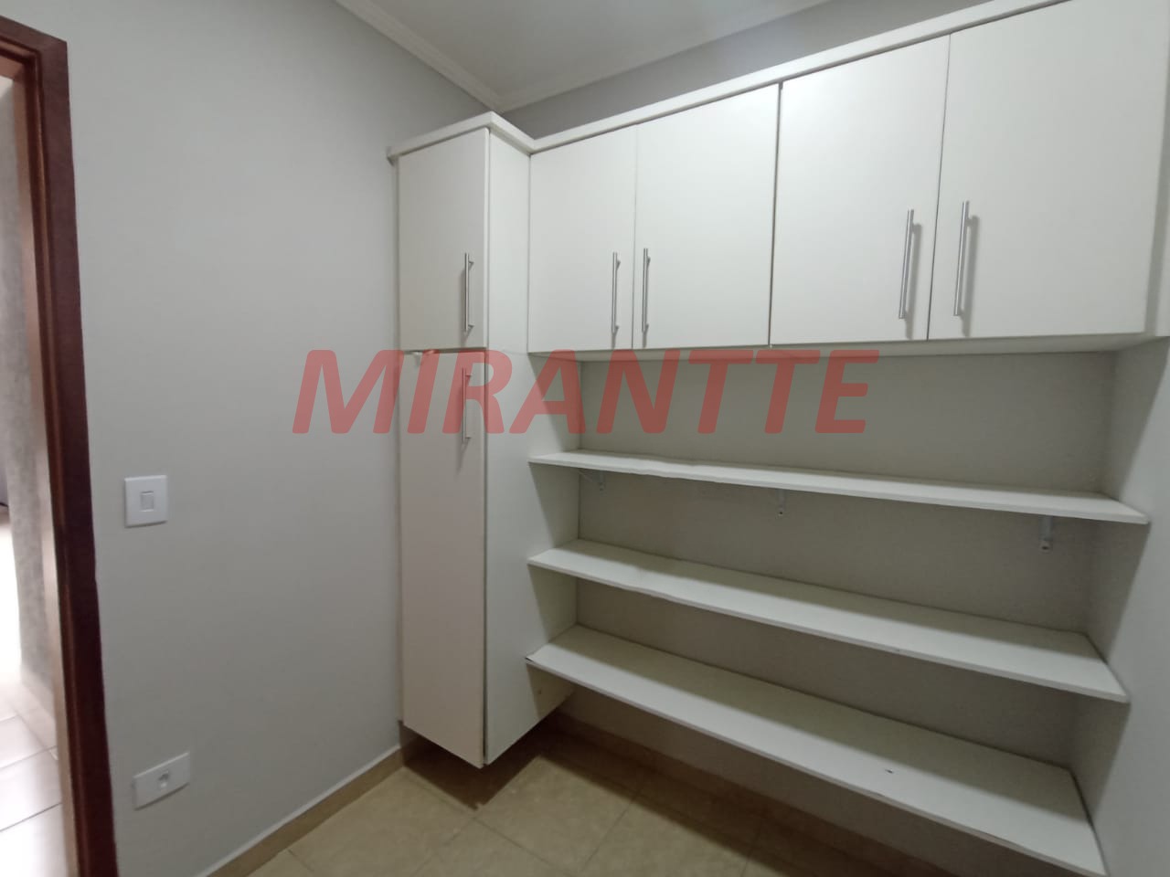 Sobrado de 137.5m² com 3 quartos em Vila Medeiros