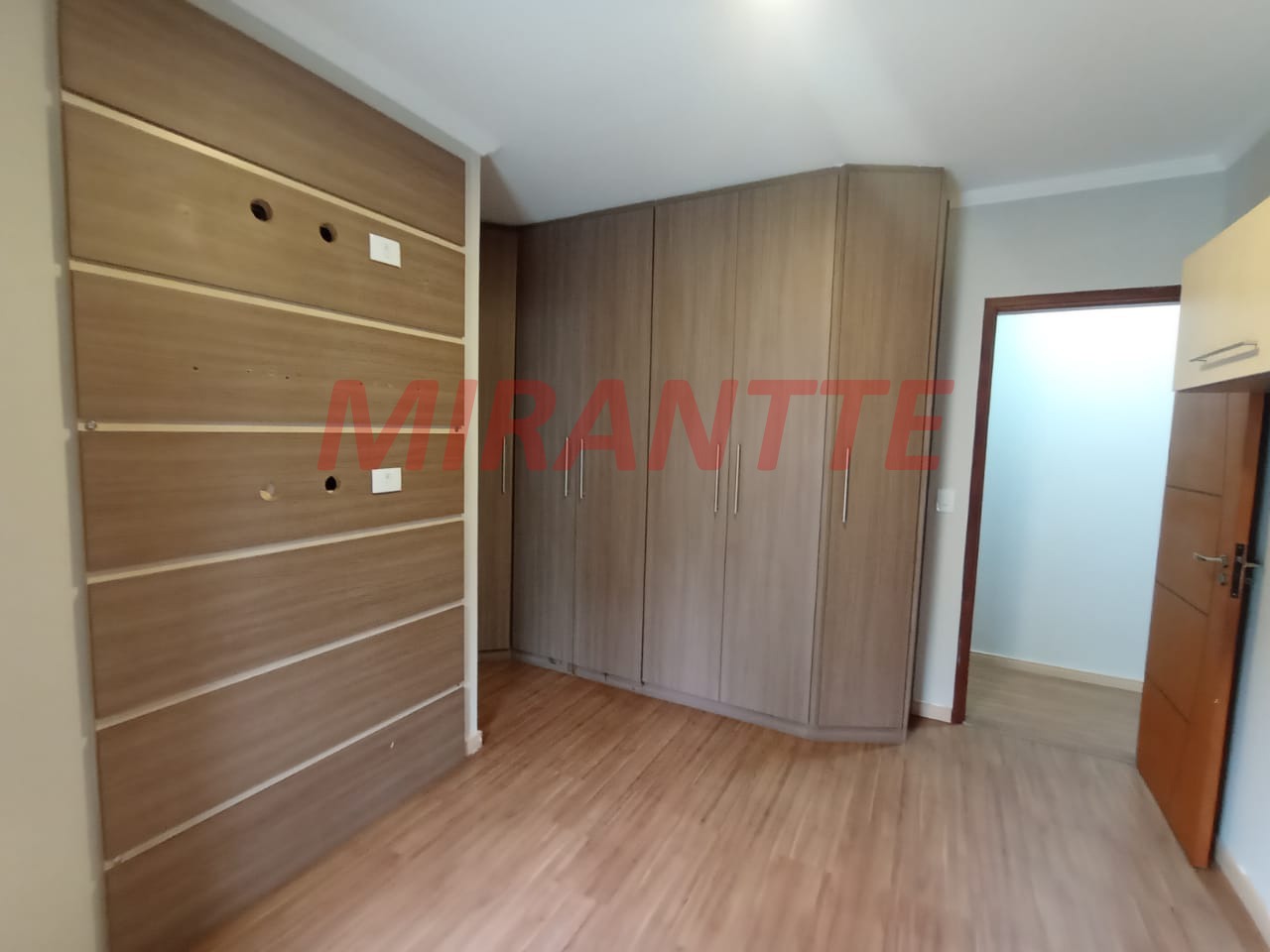 Sobrado de 137.5m² com 3 quartos em Vila Medeiros