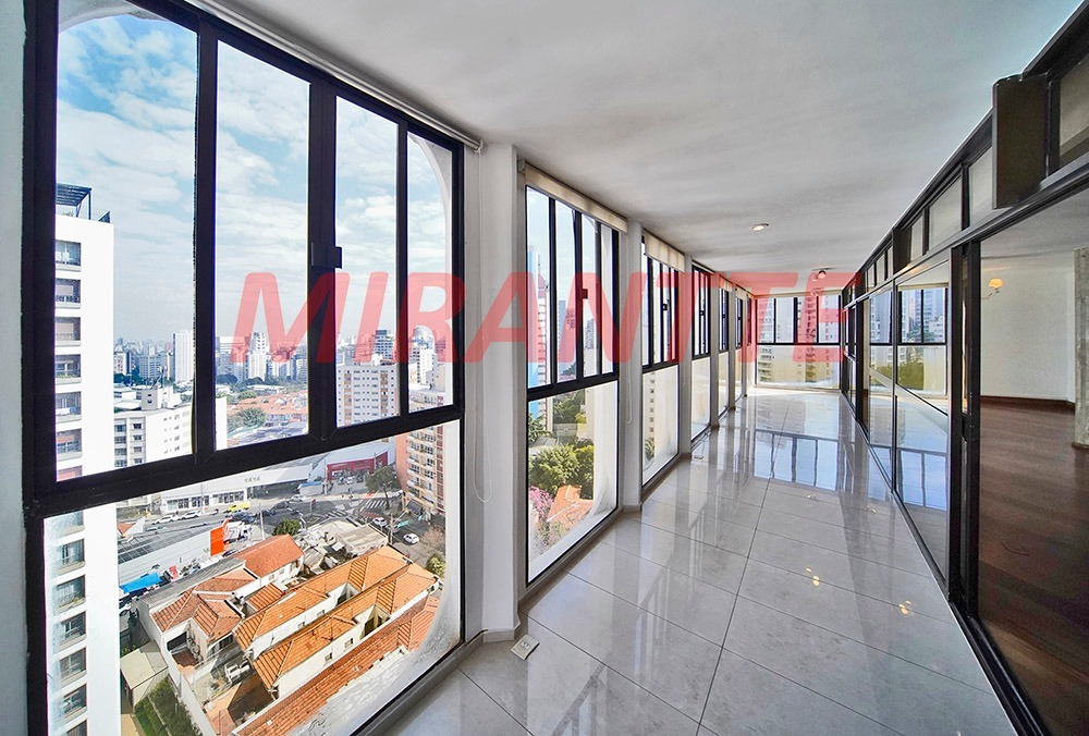 Apartamento de 215m² com 3 quartos em Paraíso