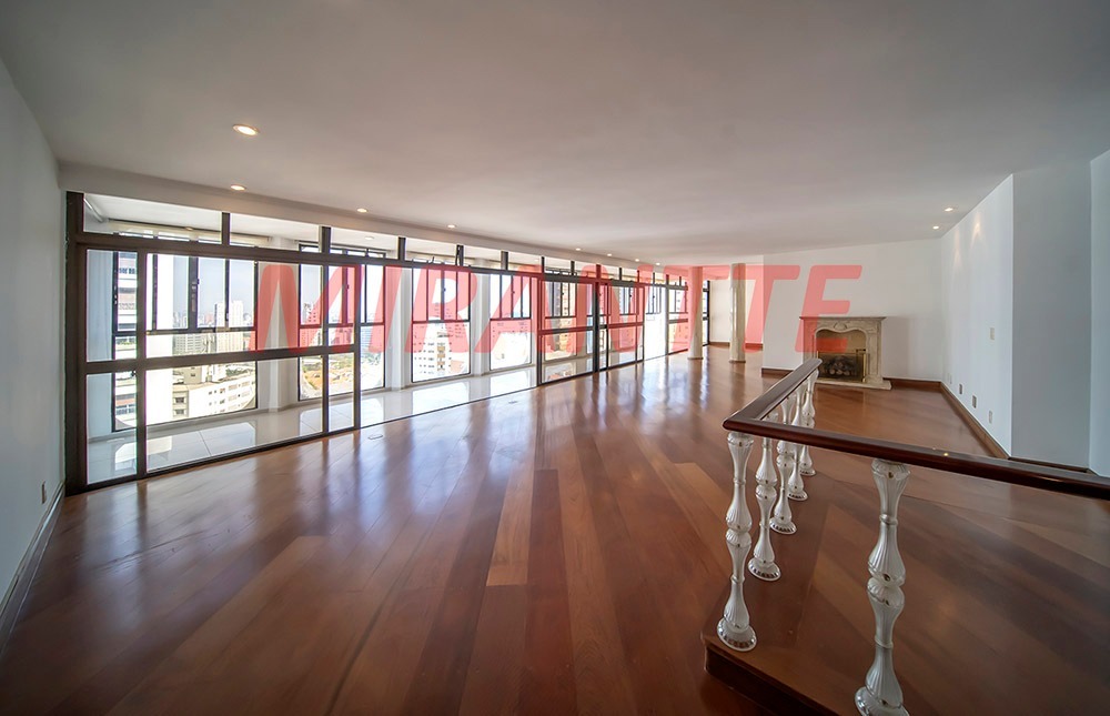 Apartamento de 215m² com 3 quartos em Paraíso