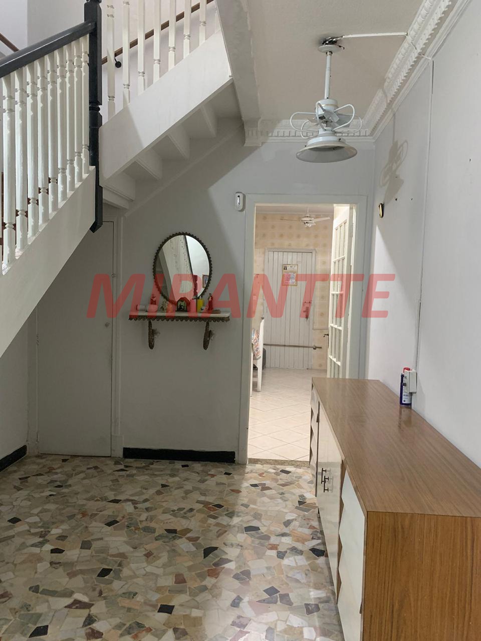 Sobrado de 236m² com 3 quartos em Santana