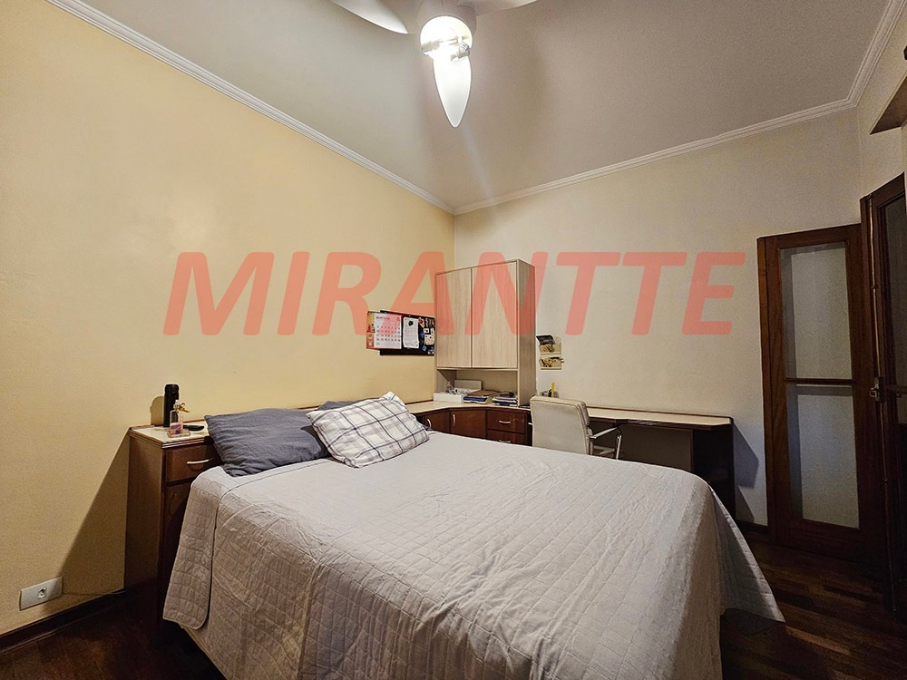 Sobrado de 270m² com 4 quartos em Vila Albertina