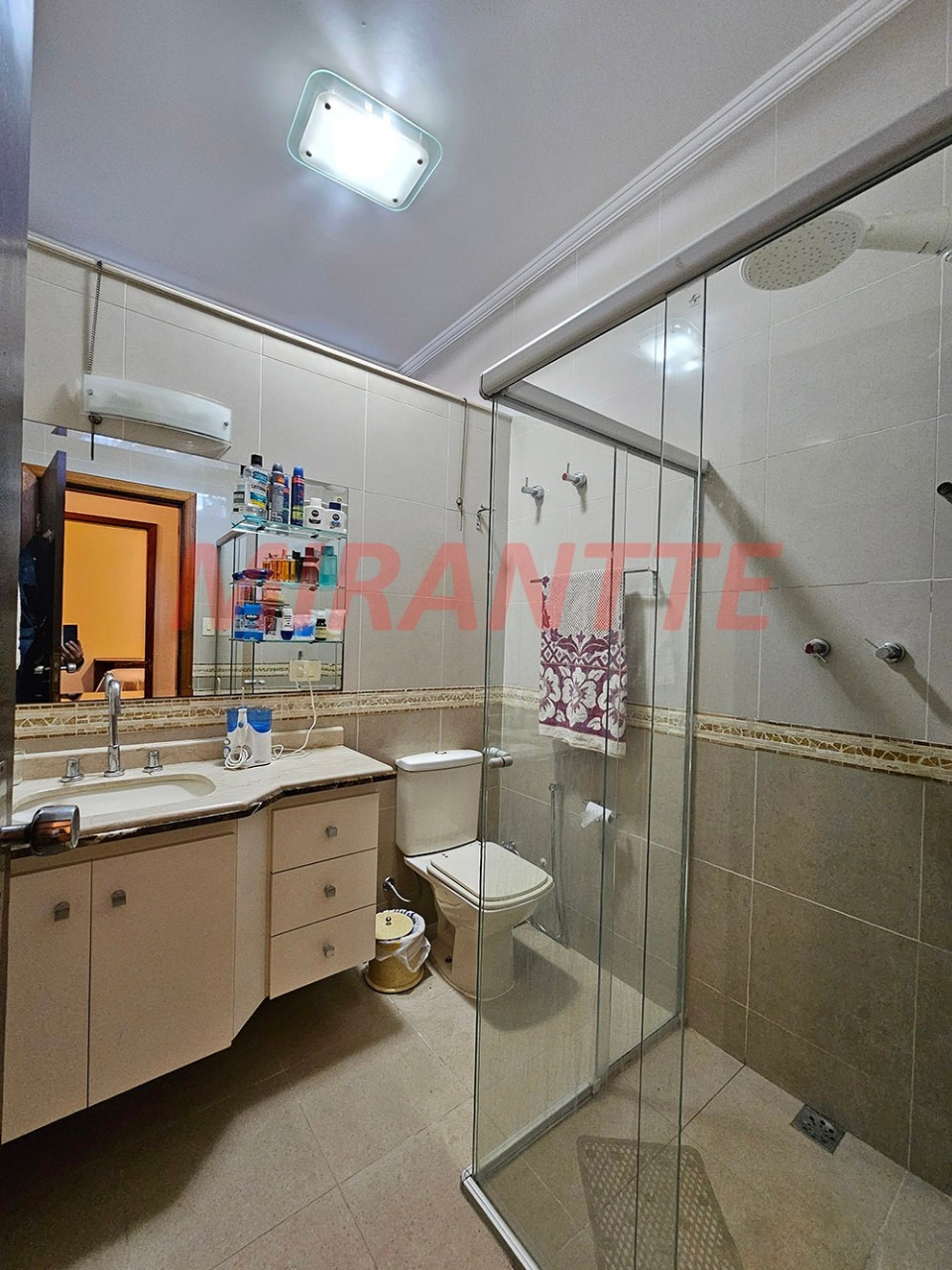 Sobrado de 270m² com 4 quartos em Vila Albertina