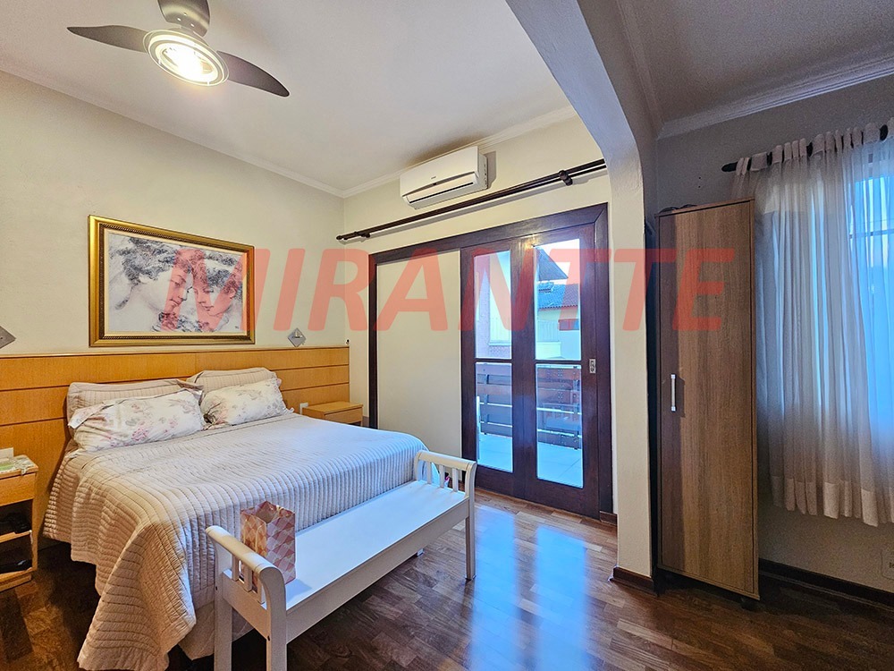 Sobrado de 270m² com 4 quartos em Vila Albertina