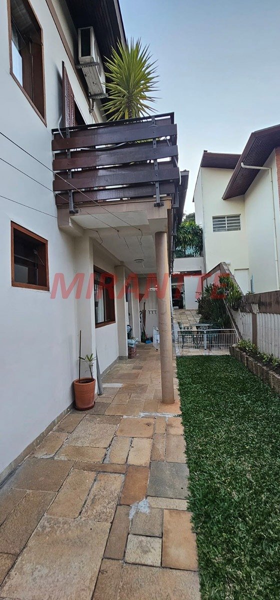 Sobrado de 270m² com 4 quartos em Vila Albertina