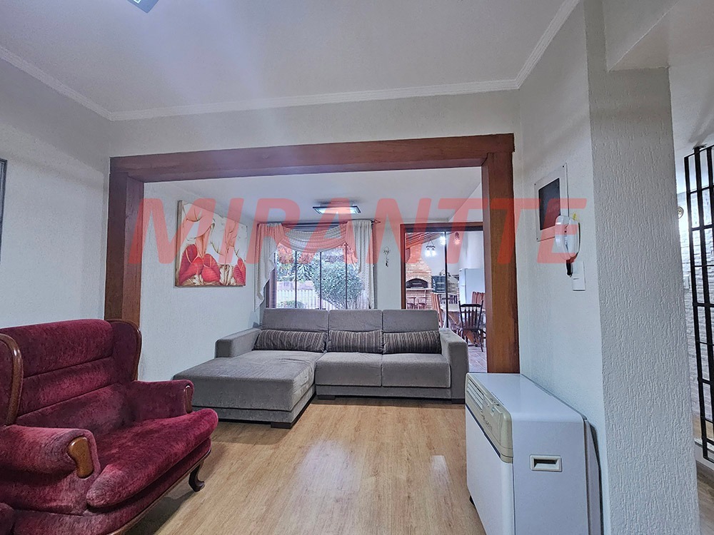Sobrado de 270m² com 4 quartos em Vila Albertina