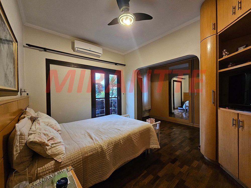 Sobrado de 270m² com 4 quartos em Vila Albertina
