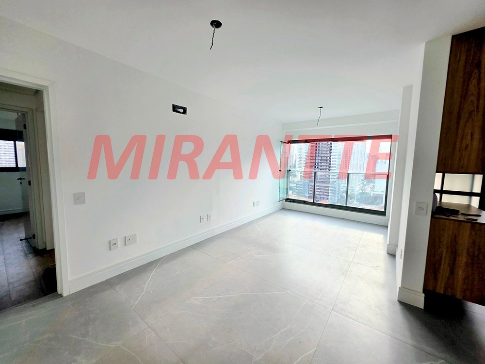 Apartamento de 75m² com 2 quartos em Perdizes